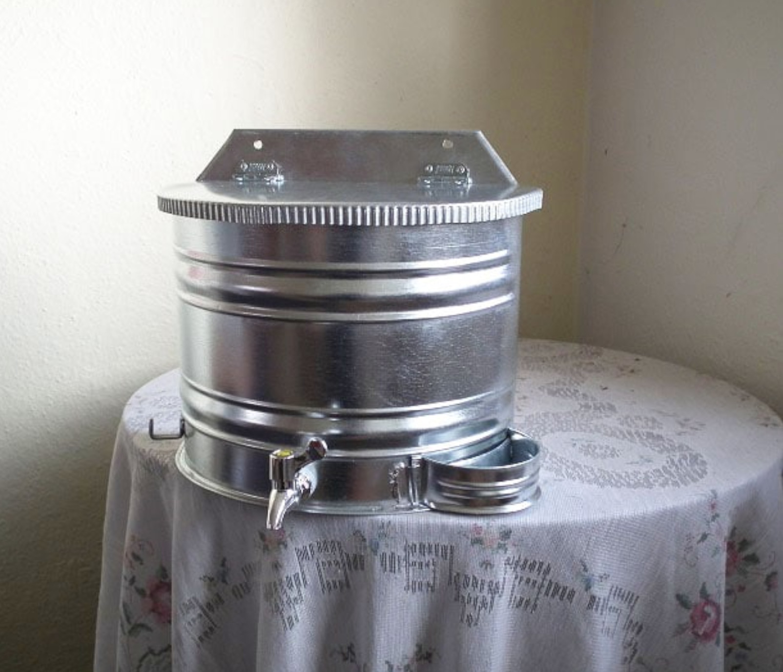 Compressed by jpeg-recompress