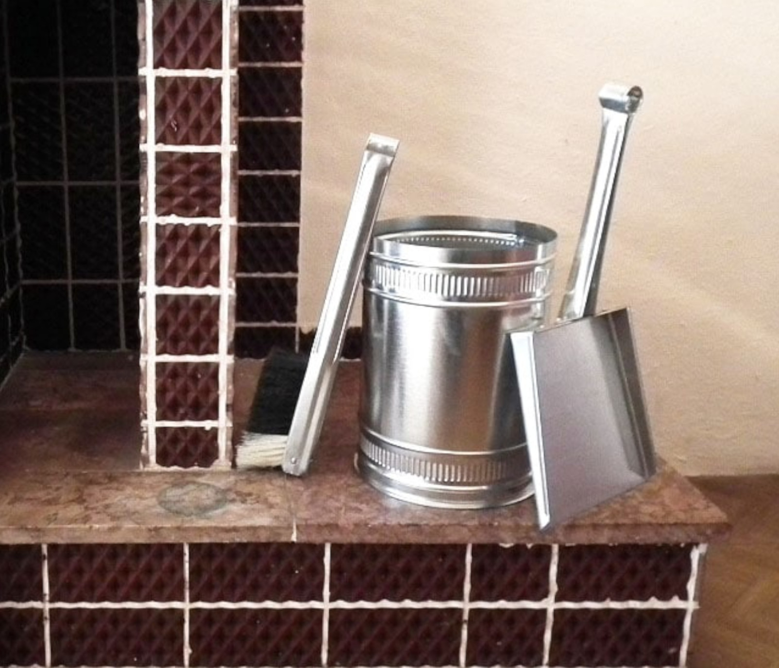 Compressed by jpeg-recompress